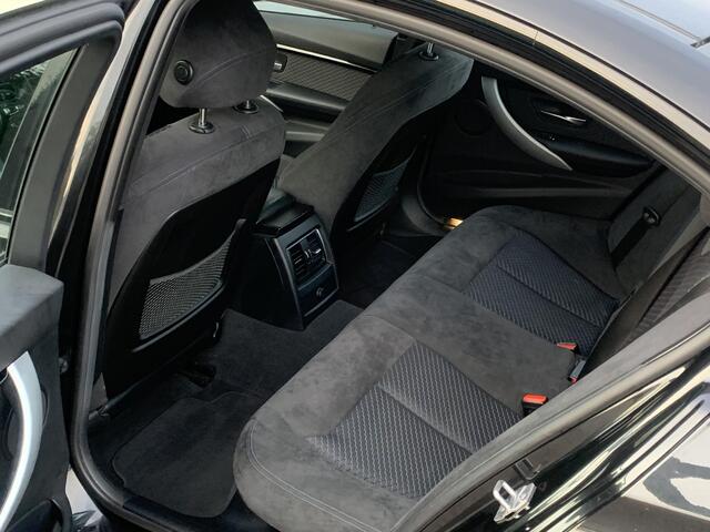 BMW 3-SERIE 330e Centennial Executive