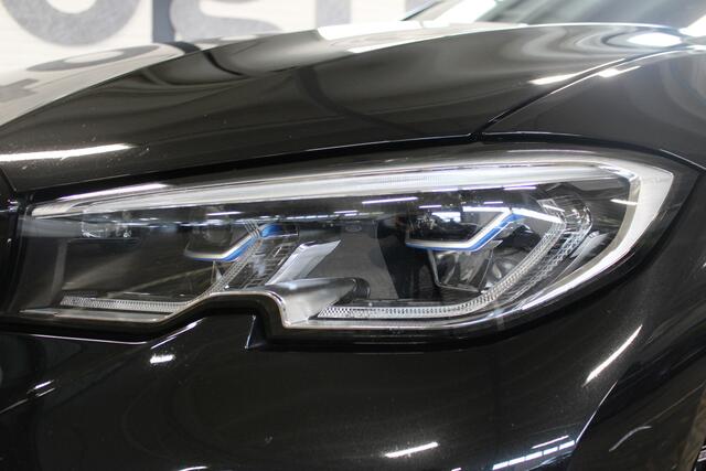 BMW 3-SERIE Touring 330e Business Edition Plus M-sport | Incl. 12 maanden garantie | 1ste eigenaar! | 100% dealeronderhouden | Cruise control | Climate control | Stoelverwarming | M-sport uitgevoerd | Apple carplay/Android auto |