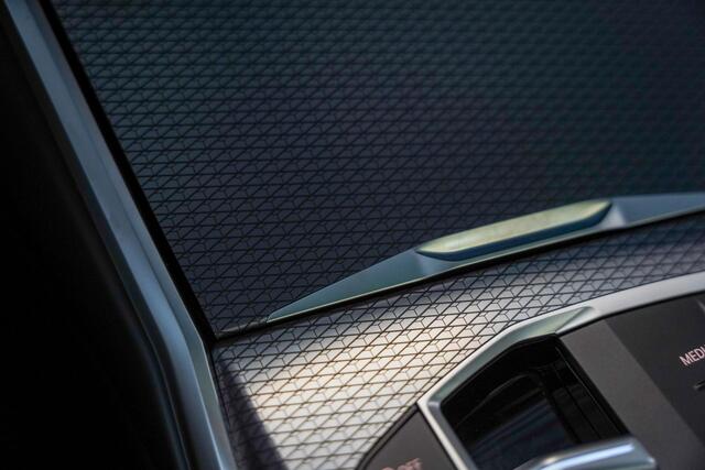 BMW 3-SERIE Touring 320e M Sportpakket Aut.