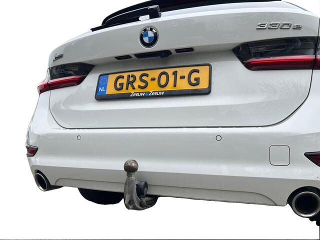 BMW 3-SERIE Touring 330e xDrive High Executive | HEAD UP | CAMERA | TREKHAAK | LED | PANO |