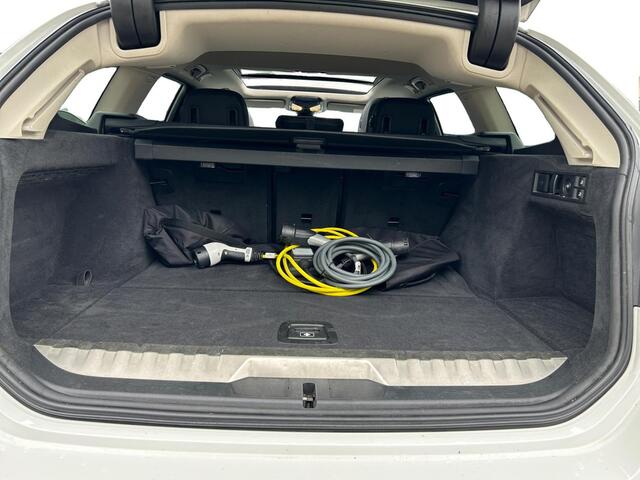 BMW 3-SERIE Touring 330e xDrive High Executive | HEAD UP | CAMERA | TREKHAAK | LED | PANO |