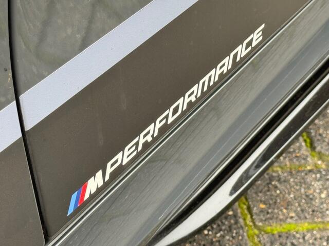 BMW 3-SERIE 330e M-SPORT PERFORMANCE EDITION CARBON FULL OPTIONS!