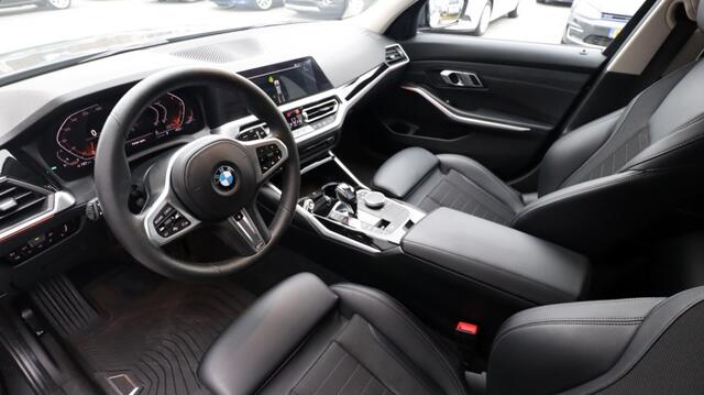 BMW 3-SERIE 330i | 256PK | Adaptieve cruise | M Sport stuur | Sportline