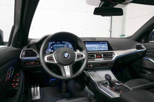 BMW 3-SERIE 330e M-Sport | Schuifdak | Harman Kardon | Elektr. Trekhaak