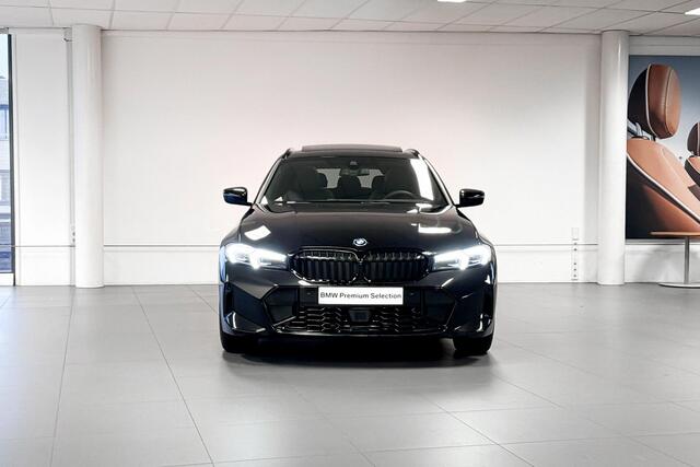 BMW 3-SERIE Touring 330e | M Sport | Stoelverwarming | Glazen Panoramadak | Harman Kardon | Trekhaak |