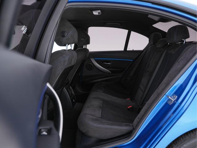 BMW 3-SERIE 330e M-Sport-Pack (INCL-BTW) *FULL-LED | NAVI-FULLMAP | ALCANTARA | ECC | PDC | CRUISE | SPORT-SEATS | 18"ALU*