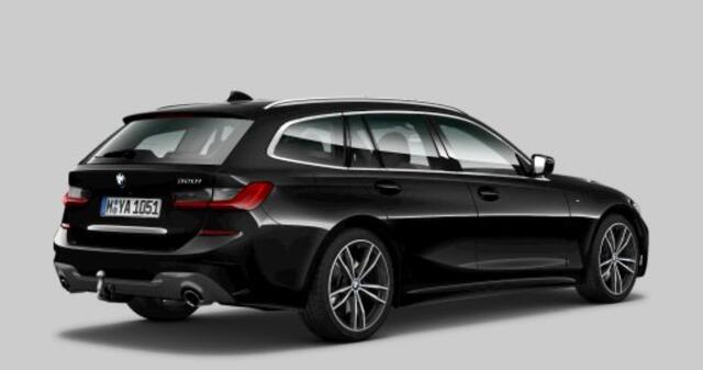 BMW 3-SERIE Touring 320i High Executive Edition M Sport - Trekhaak - Panoramadak - Parking Assistant - Head up - Elektrisch verwarmde voorstoelen - Automatisch dimmende binnen/buitenspiegel - Led mistlampen