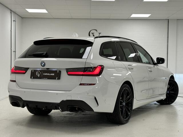 BMW 3-SERIE 330e M-Sport | Head-Up display | Panoramadak | Adaptief onderste