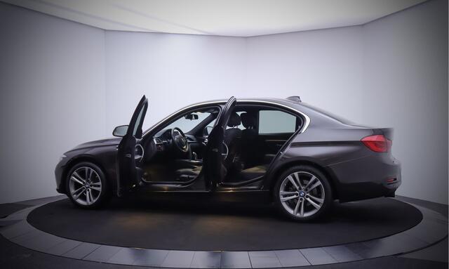 BMW 3-SERIE 318iA SPORT-LINE Executive FULL LED/NAVI PROF/SPORTSTOELEN/CRUISE/PDC V+A/LMV 18''