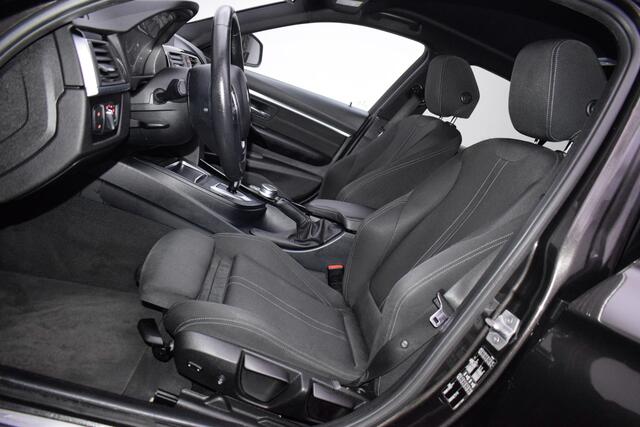 BMW 3-SERIE 318iA SPORT-LINE Executive FULL LED/NAVI PROF/SPORTSTOELEN/CRUISE/PDC V+A/LMV 18''