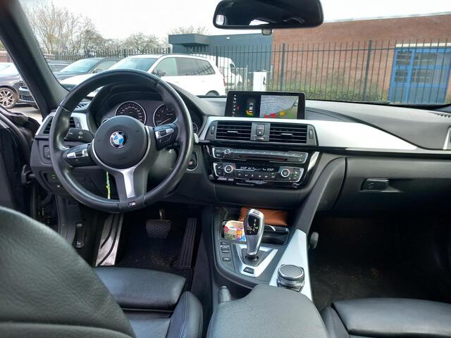 BMW 3-SERIE 330e Edition M Sport Shadow Executive | Navi | Stoelverwarming | Climate Control | Leder | Parkeersensoren | Apple CarPlay & Android Auto |