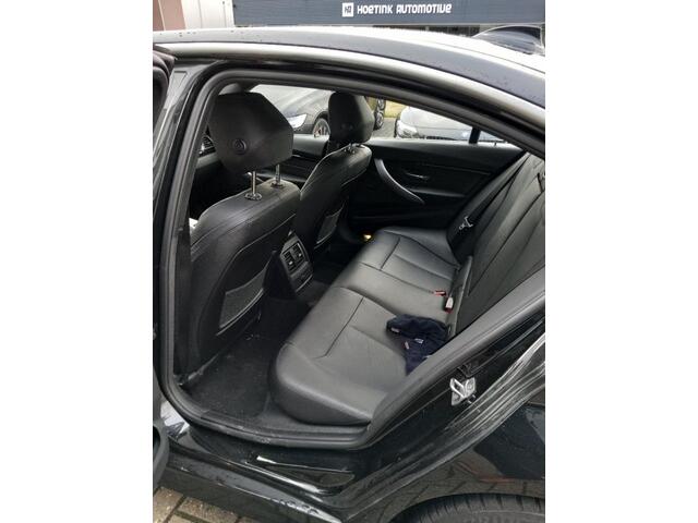 BMW 3-SERIE 330e Edition M Sport Shadow Executive | Navi | Stoelverwarming | Climate Control | Leder | Parkeersensoren | Apple CarPlay & Android Auto |