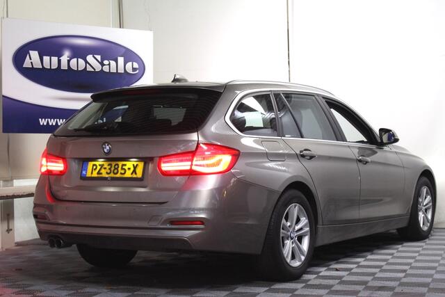 BMW 3-SERIE Touring 320i AUT Executive NAP 2eEIG PANO NAV LEDER LED '17