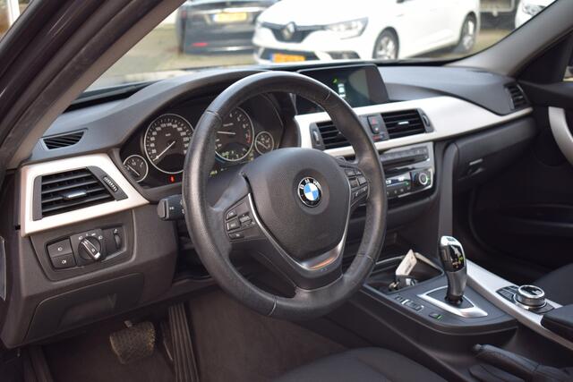 BMW 3-SERIE 318i Corporate Lease Executive//AUTOMAAT!