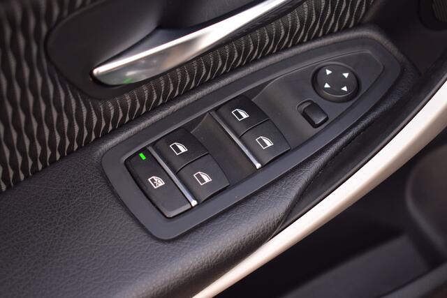 BMW 3-SERIE 318i Corporate Lease Executive//AUTOMAAT!