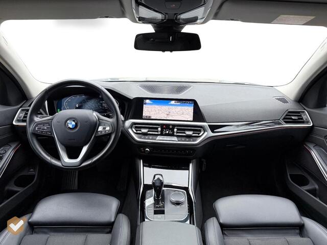 BMW 3-SERIE 318I Executive Edition Automaat NL-Auto *Geen Afl. kosten*