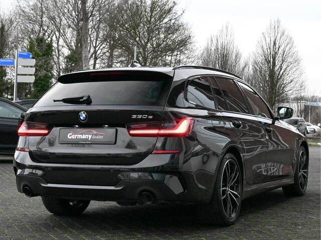 BMW 3-SERIE Touring 330e M-Sport Pano Laser H&K Head-Up 19-Inch Zetels+Memo VOL!