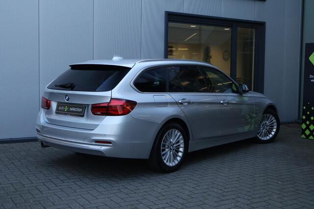 BMW 3-SERIE Touring 318i Luxury Edition / Navi Prof / Stoelverwarming / LED