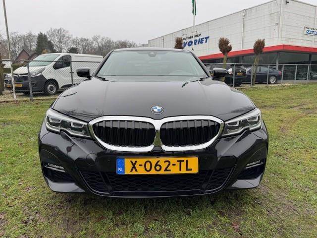 BMW 3-SERIE 330e/M-SPORT/PERFORM/CAM/VIRTDASH/LED/EXTRA WINTERSET M