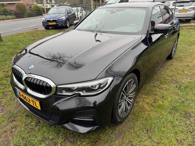 BMW 3-SERIE 330e/M-SPORT/PERFORM/CAM/VIRTDASH/LED/EXTRA WINTERSET M