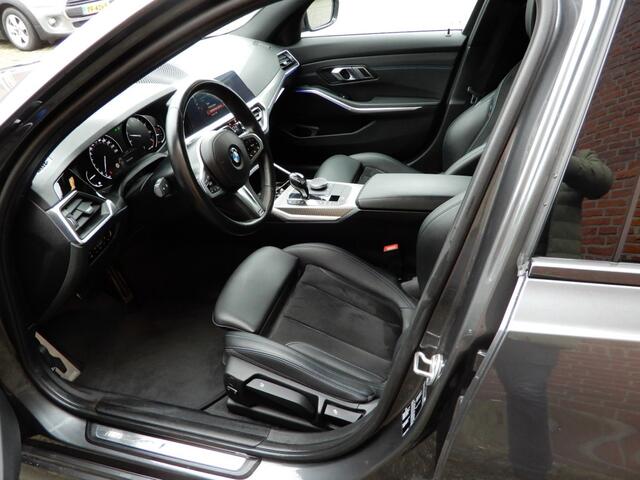 BMW 3-SERIE 318I M-Sport pakket Automaat