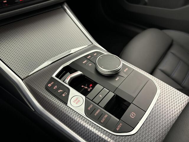 BMW 3-SERIE Touring 330e M-Sport/Pan.Dak/Innov.Pack/BTW/19"/Leder