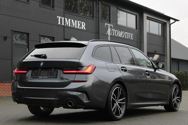 BMW 3-SERIE Touring 318i High Executive Edition M-Sport Dealer onderhouden