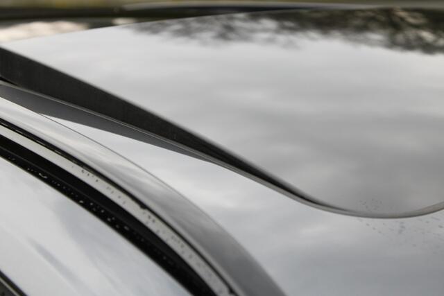 BMW 3-SERIE Touring 318i High Executive Edition M-Sport Dealer onderhouden