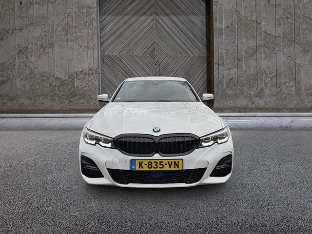 BMW 3-SERIE 330i High Executive M-SPORT