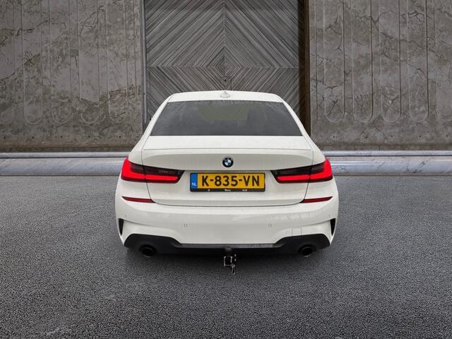 BMW 3-SERIE 330i High Executive M-SPORT