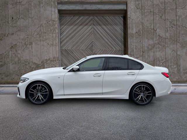 BMW 3-SERIE 330i High Executive M-SPORT