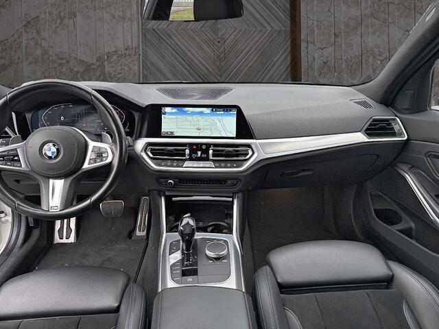 BMW 3-SERIE 330i High Executive M-SPORT