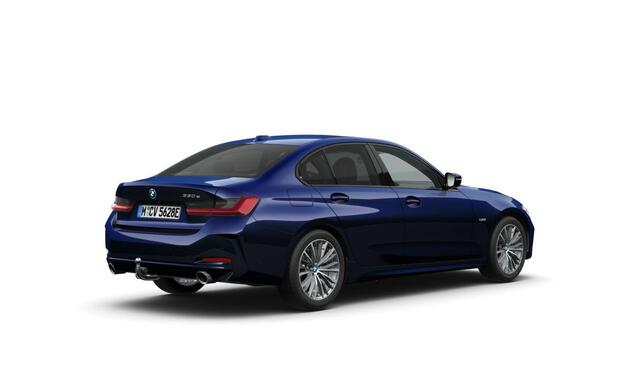 BMW 3-SERIE Sedan 330e Dring Assitant | Entertainment Pack | Parking Pack | Elektr. Trekhaak