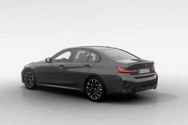 BMW 3-SERIE Sedan 330e