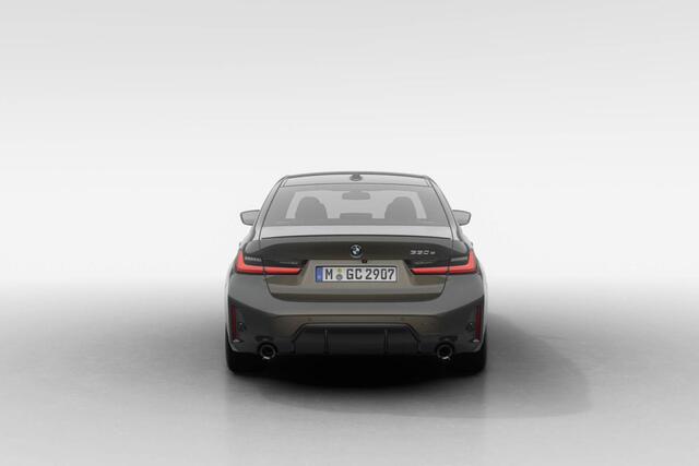 BMW 3-SERIE Sedan 330e