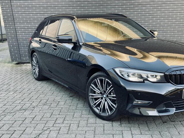 BMW 3-SERIE Touring 330i Executive Edition