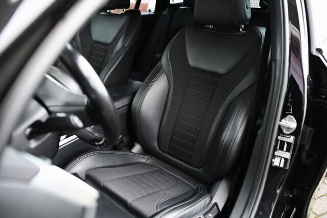 BMW 3-SERIE Touring 318i High Executive Sport Line Automaat / Sportstoelen / LED / Cruise Control / PDC / Live Cockpit Professional