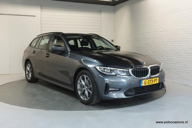 BMW 3-SERIE Touring 330i Dealeronderh | Navig | Leder | 259PK! | 330