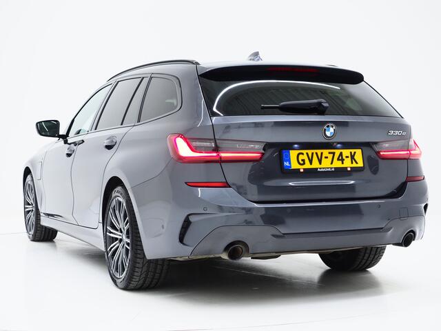 BMW 3-SERIE Touring 330e M-Sport Shadow | Panoramadak | HIFI Audio | Sportstoelen | Camera