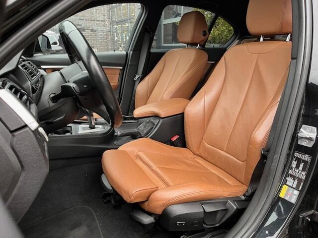 BMW 3-SERIE 330E HIGH EXE. - LEDER - SCHUIF-/KANT.DAK - LED - 18 INCH