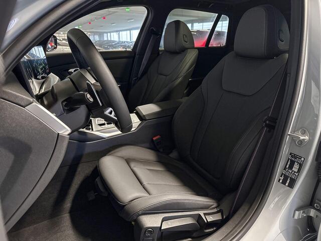 BMW 3-SERIE Touring 318i | M Sportpakket Pro | Glazen panoramadak