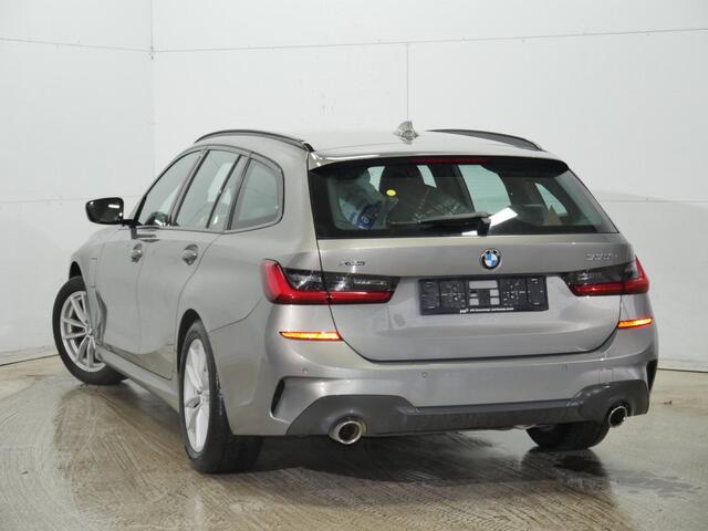 BMW 3-SERIE Touring 330e xDrive M-Sport | Leder | Laser | Head-Up | Trekhaak