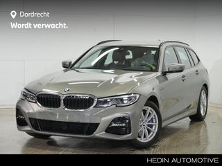 bmw-3-serie-touring-330e-xdrive-m-s