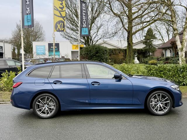 BMW 3-SERIE Touring 330e 292PK PanooLederoHarmanKardon