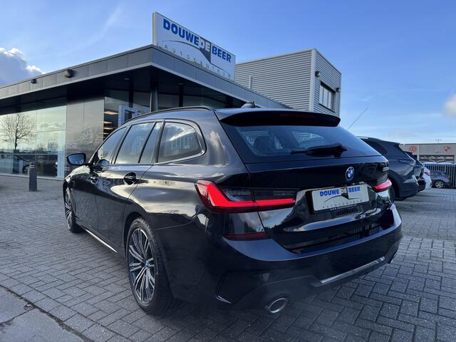 BMW 3-SERIE Touring 330e M sport