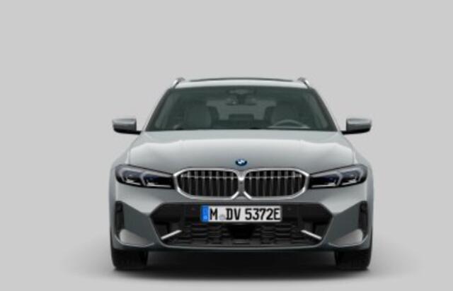 BMW 3-SERIE Touring 330e High Executive M Sport - Panoramadak - Elektrische/Verwarmbare Stoelen - Geluiddempende/Getinte ruiten - Parking/Driving Assistant - Harman Kardon - Cruise Control - Ambiance verlichting -