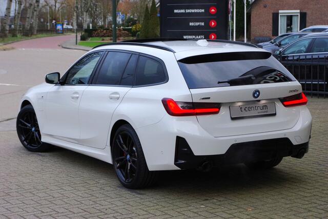 BMW 3-SERIE Touring 330e 293 PK M-Sport xDrive PHEV, Panoramadak, Elek. Trekhaak, Camera