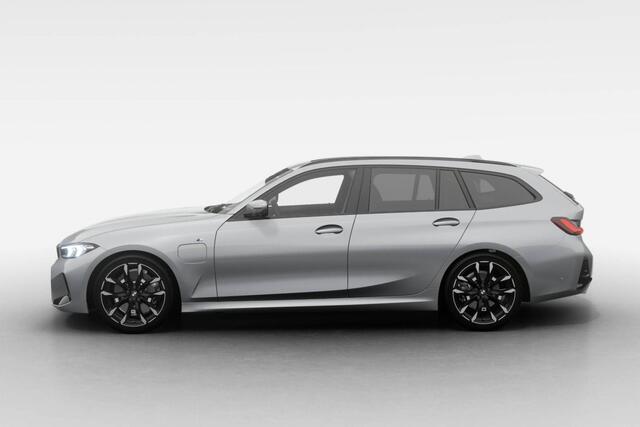 BMW 3-SERIE Touring 330e | M Sport | Innovation Pack | Comfort Pack | Harman Kardon