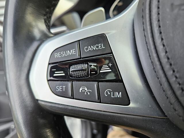 BMW 3-SERIE Touring 330e Sportline Plug In Hybrid 293pk PHEV | Panodak | Laser LED | Adaptive Cruise | Head Up | Adaptive Onderstel | Apple Carplay | Camera | Sportstoelen Memory |