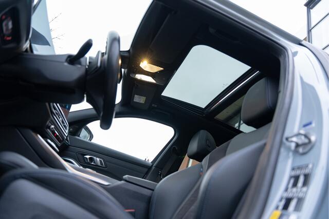 BMW 3-SERIE Touring 330e M-Sport, HUD, Laser, Trekhaak, Elektr stoel, Pano